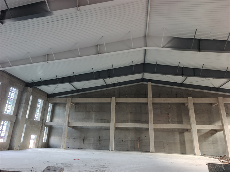 管桁架钢结构建筑超薄型钢结构防火涂料施工案例详解