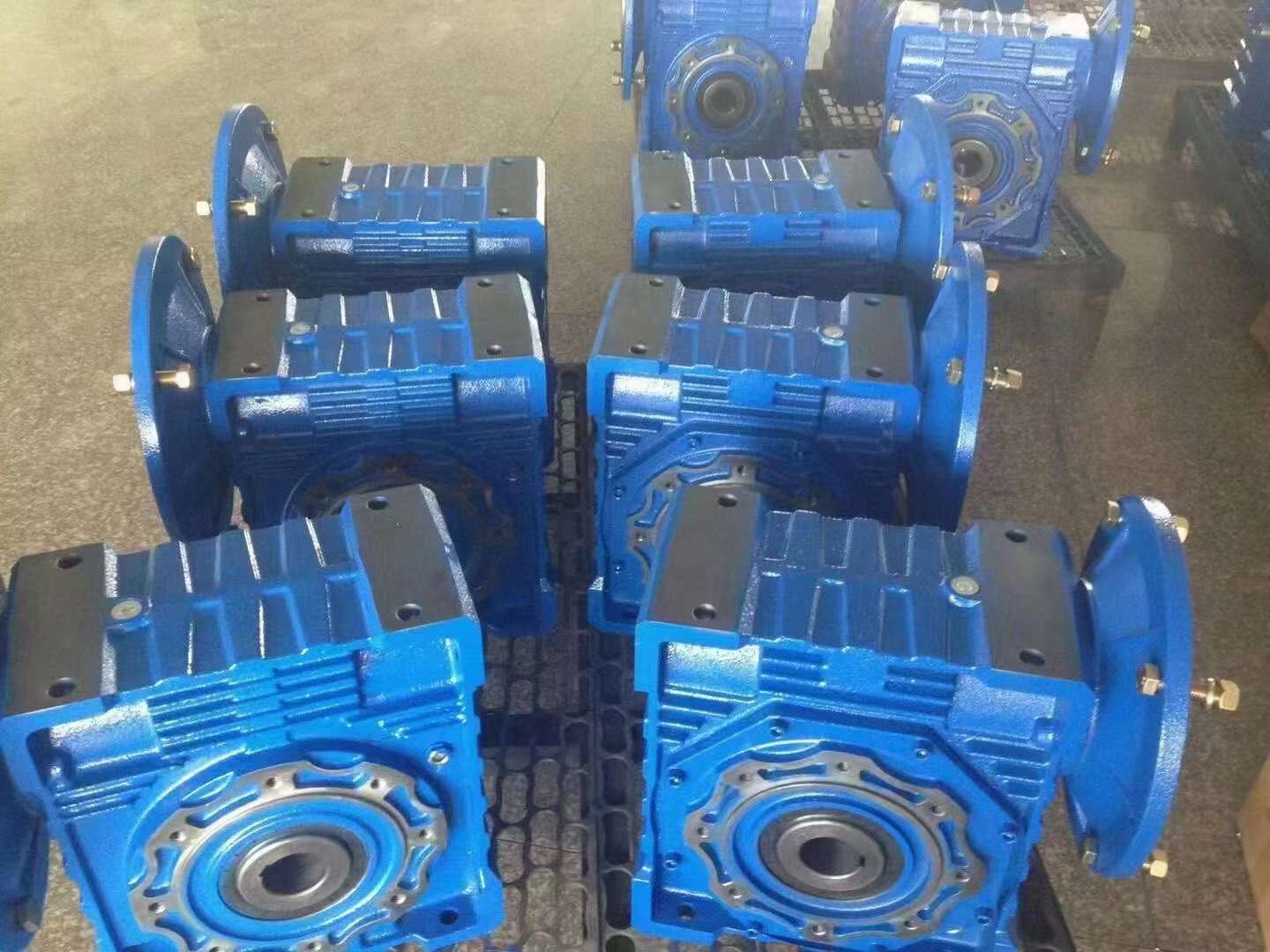 RF47-Y2.2KW-6M4ƵٻKF107DRE132S4