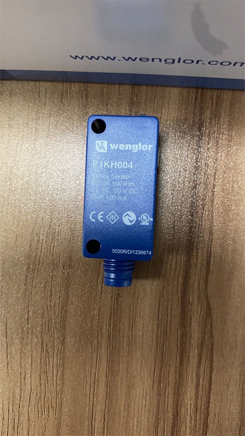 P1KH004¹wenglorմ